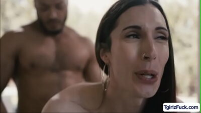 Tattooed Tranny Stepsister Wants a BBC