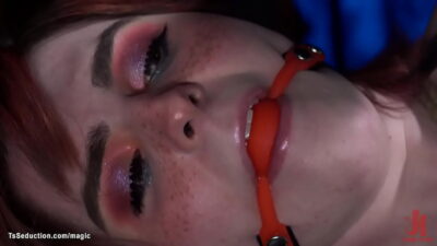 Red Head Trans Bound On Sybian