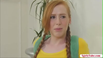 Tbabe Shiri Loves While Dude Blows Her Shecock