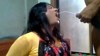 Crossdresser pissed all over her face