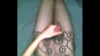 trans sissy handjob